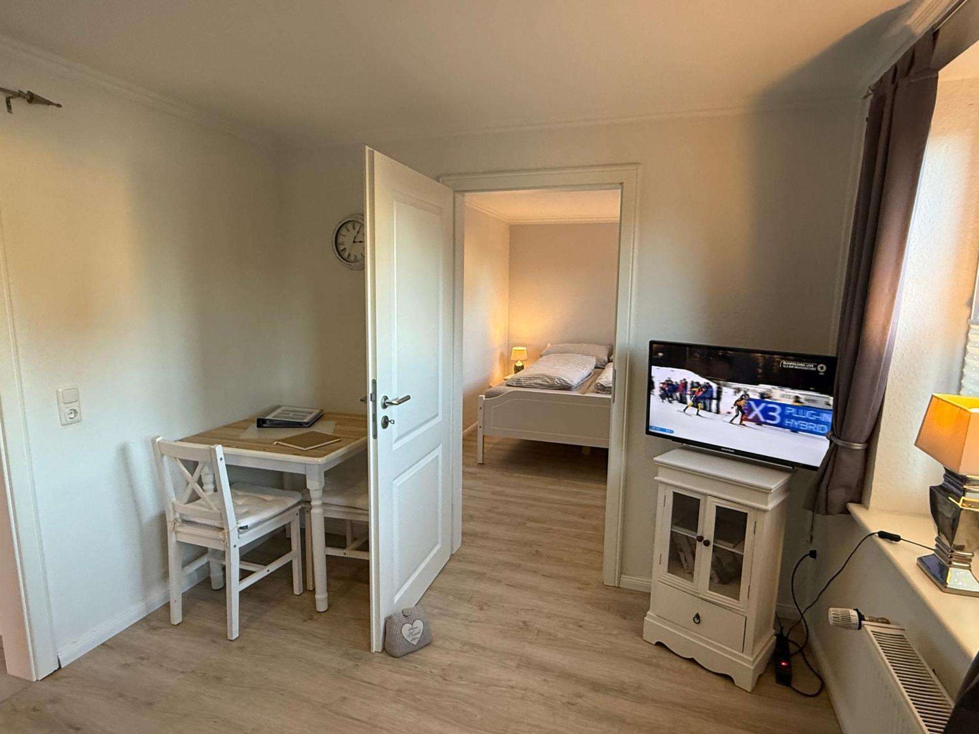 Ferienwohnung „Ole Karkenwech“ Husum-Roedemis 胡苏姆 外观 照片
