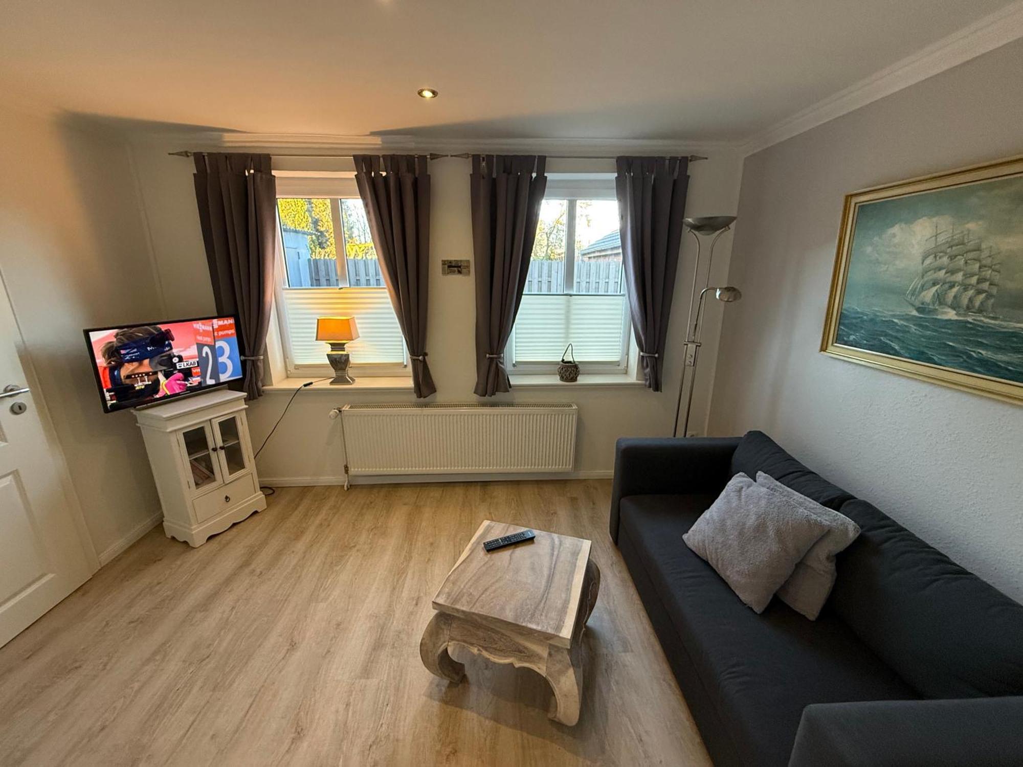 Ferienwohnung „Ole Karkenwech“ Husum-Roedemis 胡苏姆 外观 照片